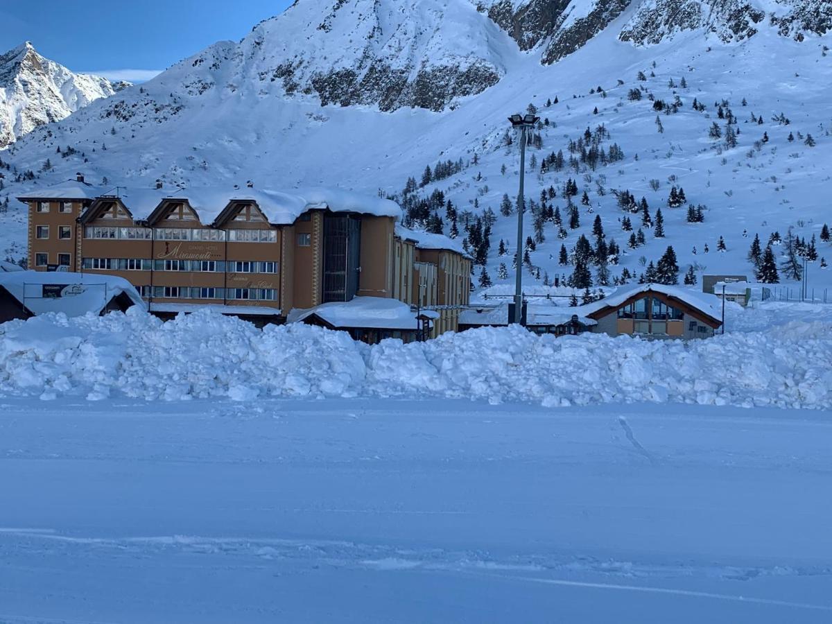 Grand Hotel Miramonti Passo del Tonale Exterior foto